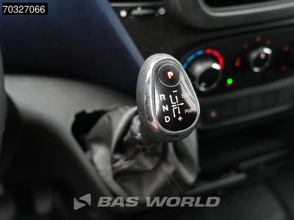 Iveco Daily 3.0L Automaat L1H1 180PK L1 Kompakt Cruise uit 2019, foto 15