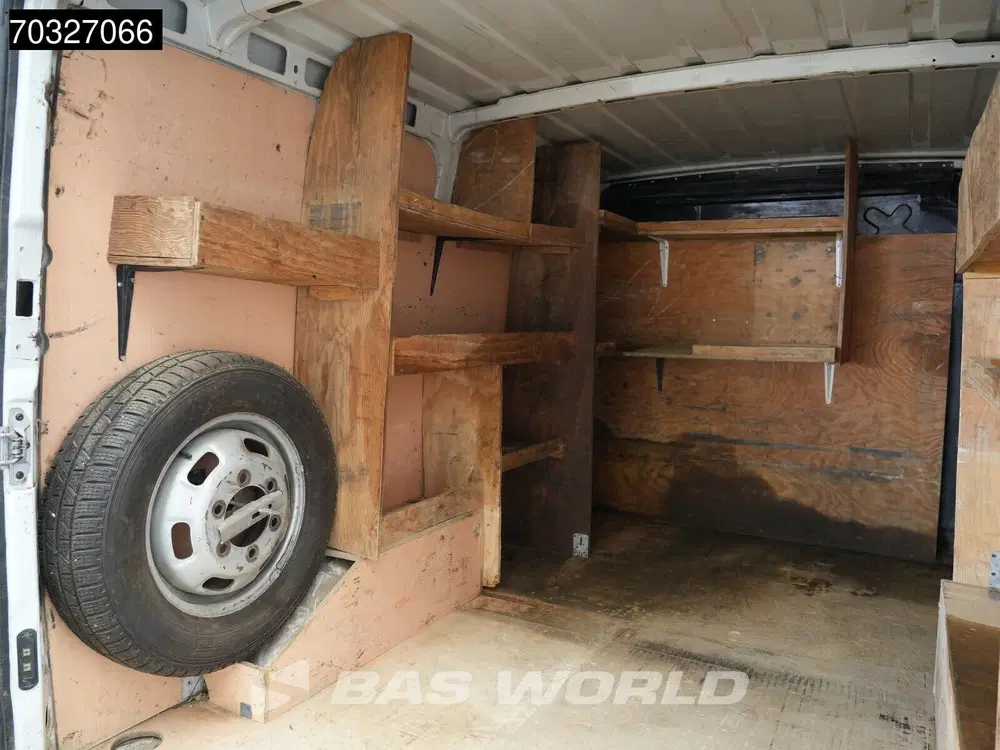 Iveco Daily 3.0L Automaat L1H1 180PK L1 Kompakt Cruise uit 2019, foto 8