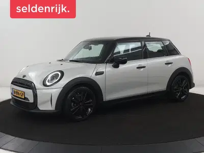 Mini Cooper 1.5 Cooper Business Edition uit 2021