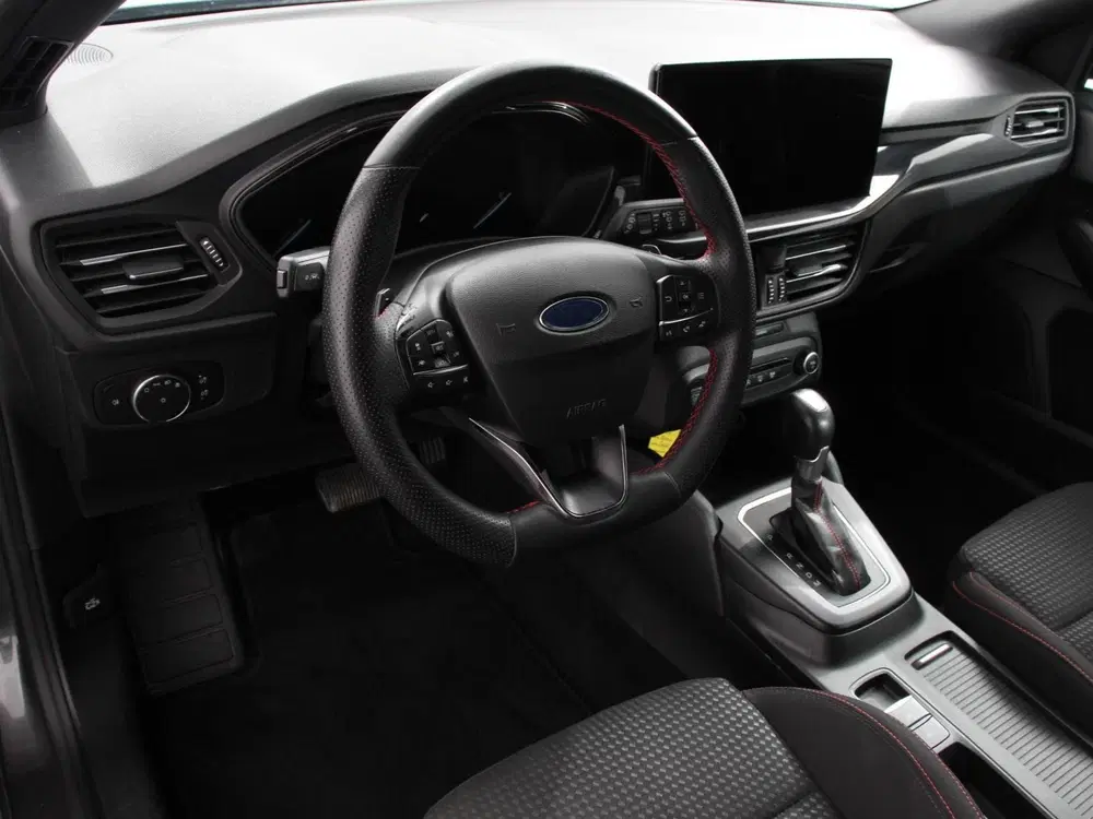Ford Focus 1.0 Focus 125 PK HB ST-Line Automaat Navi uit 2023, foto 2