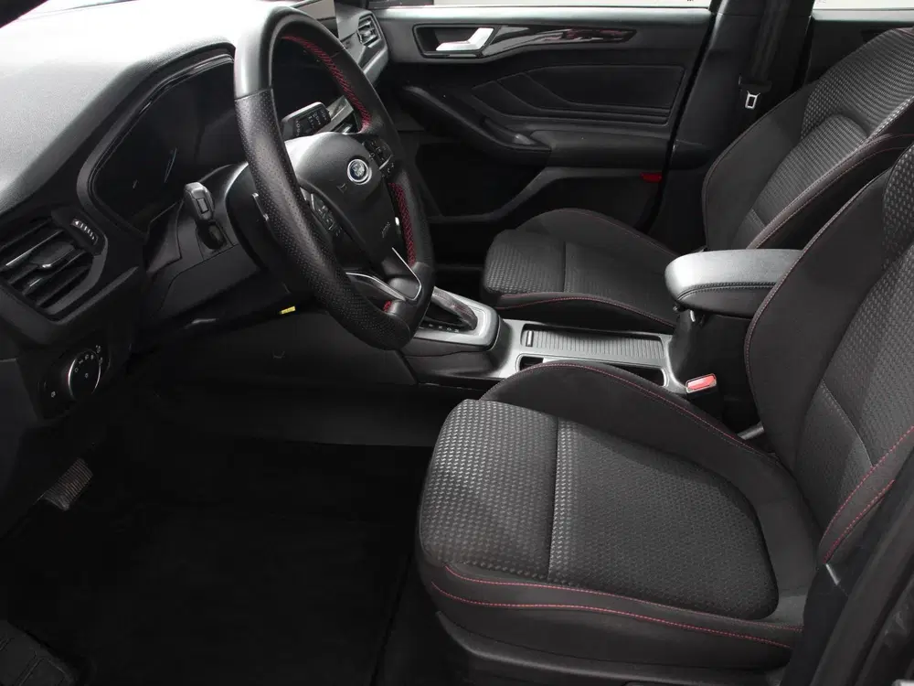 Ford Focus 1.0 Focus 125 PK HB ST-Line Automaat Navi uit 2023, foto 8