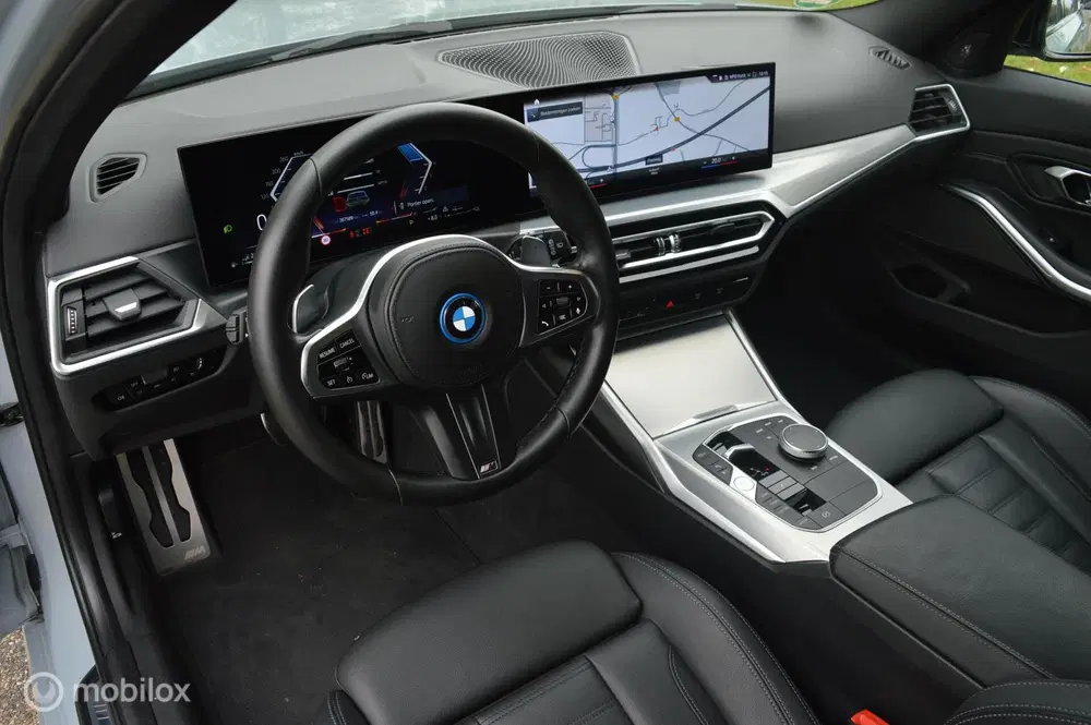 BMW 3-serie 320e G21 LCI Facelift 6 uit 2023, foto 12