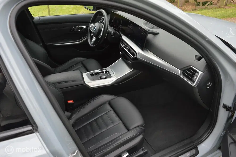 BMW 3-serie 320e G21 LCI Facelift 6 uit 2023, foto 13
