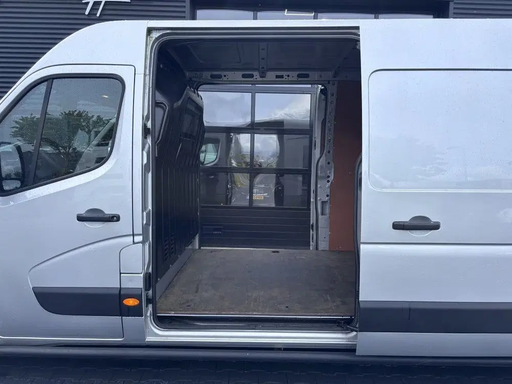 Renault Master T35 2.3 dCi L3H2 DUBBELE SCHUIFDEUR AUTOMA uit 2020, foto 10