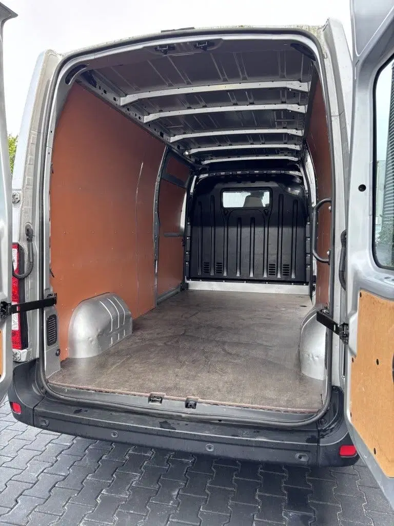 Renault Master T35 2.3 dCi L3H2 DUBBELE SCHUIFDEUR AUTOMA uit 2020, foto 12