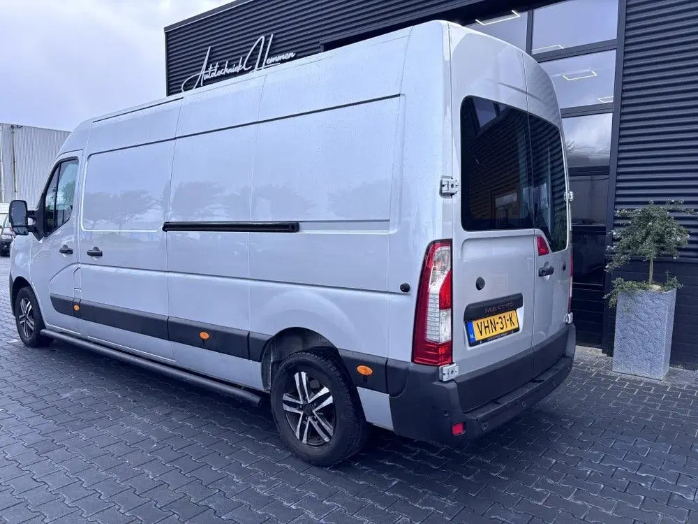 Renault Master T35 2.3 dCi L3H2 DUBBELE SCHUIFDEUR AUTOMA uit 2020, foto 3