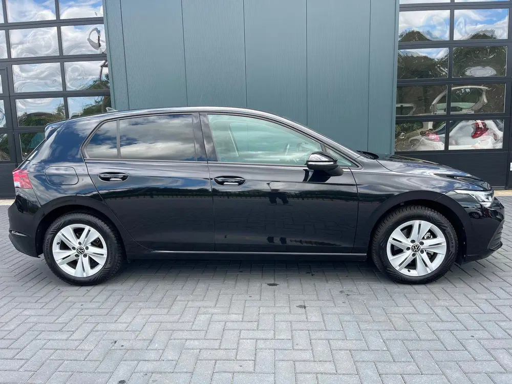 Volkswagen Golf 1.5 eTSI Life Business NLAuto uit 2023, foto 8
