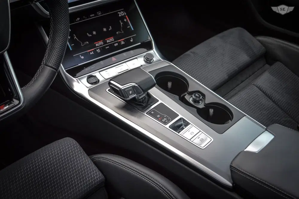 Audi A6 55 TFSIe uit 2022, foto 10