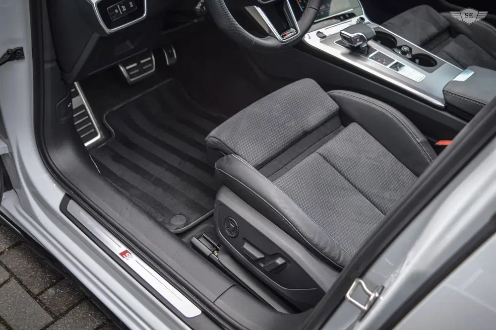 Audi A6 55 TFSIe uit 2022, foto 9