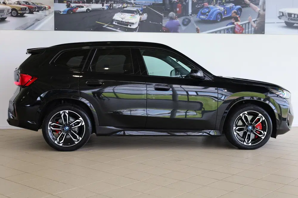 BMW X1 xDrive25e uit 2024, foto 3