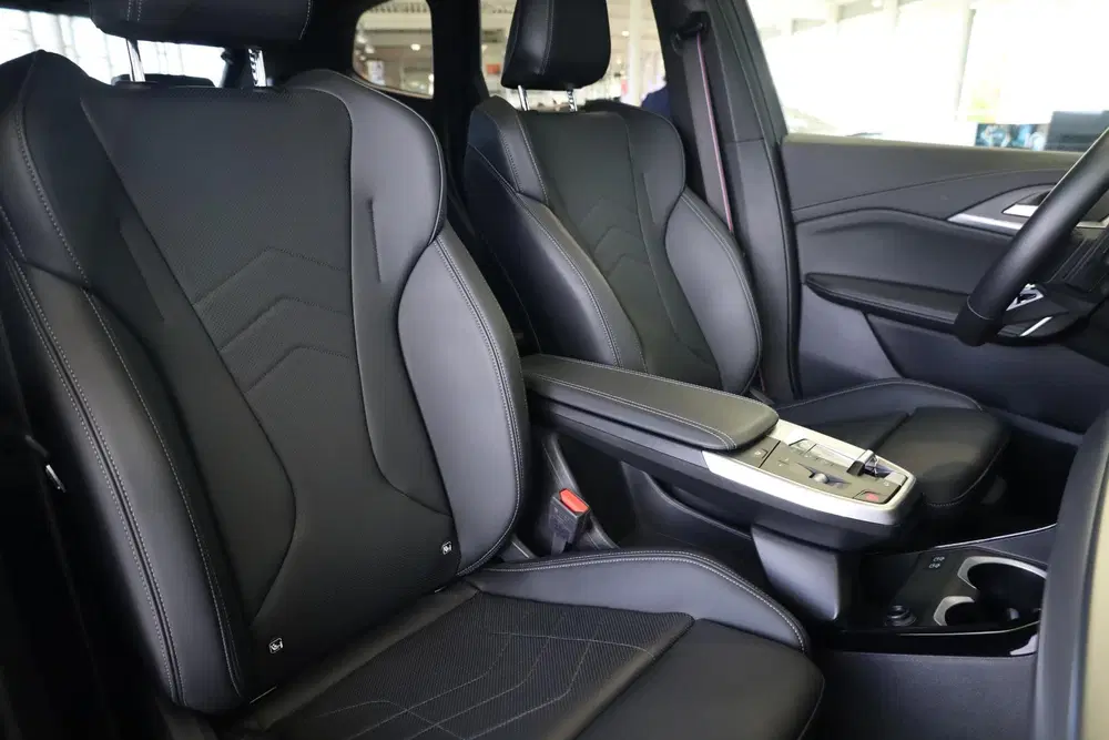 BMW X1 xDrive25e uit 2024, foto 8