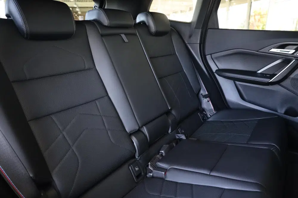 BMW X1 xDrive25e uit 2024, foto 9