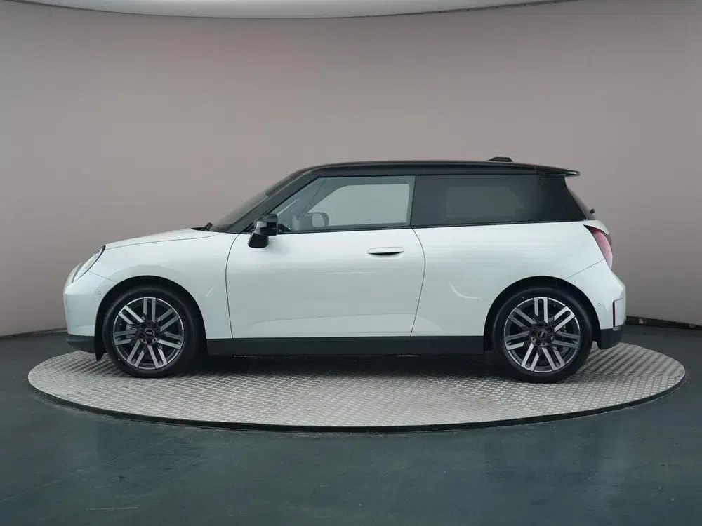 Mini Hatchback Cooper SE uit 2026, foto 7