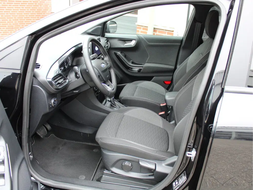 Ford Puma 1.0 EcoBoost Automaat Hybrid Titanium uit 2022, foto 6