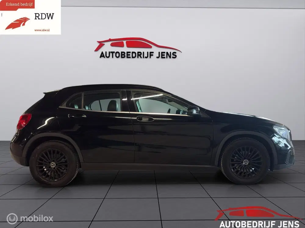 Mercedes-Benz GLA Mercedes GLA-klasse 180 Sport Edition uit 2019, foto 13