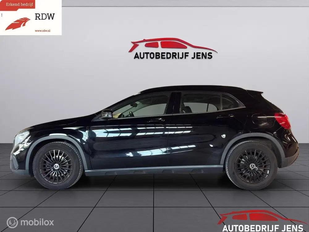 Mercedes-Benz GLA Mercedes GLA-klasse 180 Sport Edition uit 2019, foto 3