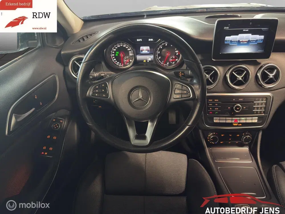 Mercedes-Benz GLA Mercedes GLA-klasse 180 Sport Edition uit 2019, foto 5