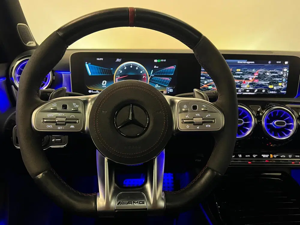 Mercedes-Benz A-Klasse AMG 35 Edition 1 uit 2019, foto 10