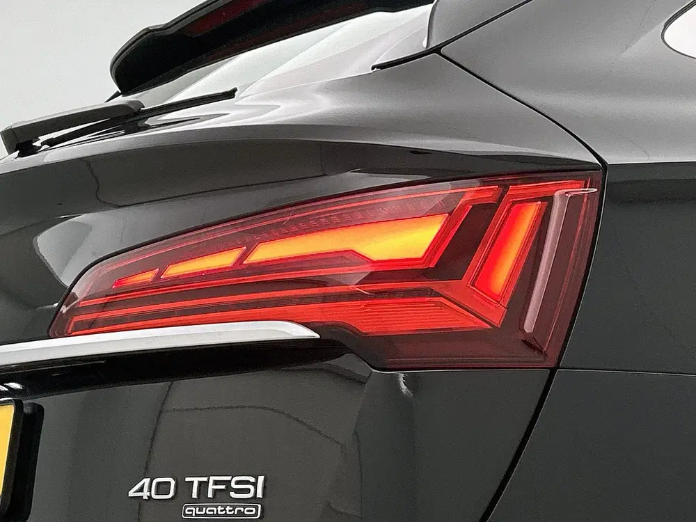 Audi Q5 40 TFSI S edition 204 PK uit 2022, foto 8
