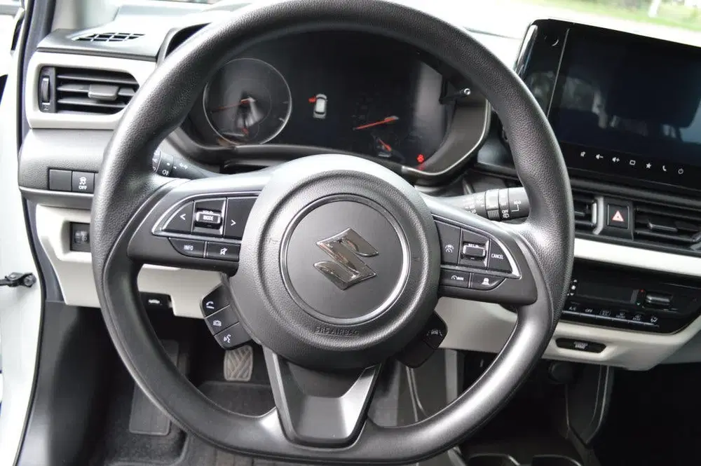 Suzuki Swift 1.2 Comfort Smart Hybrid uit 2024, foto 10
