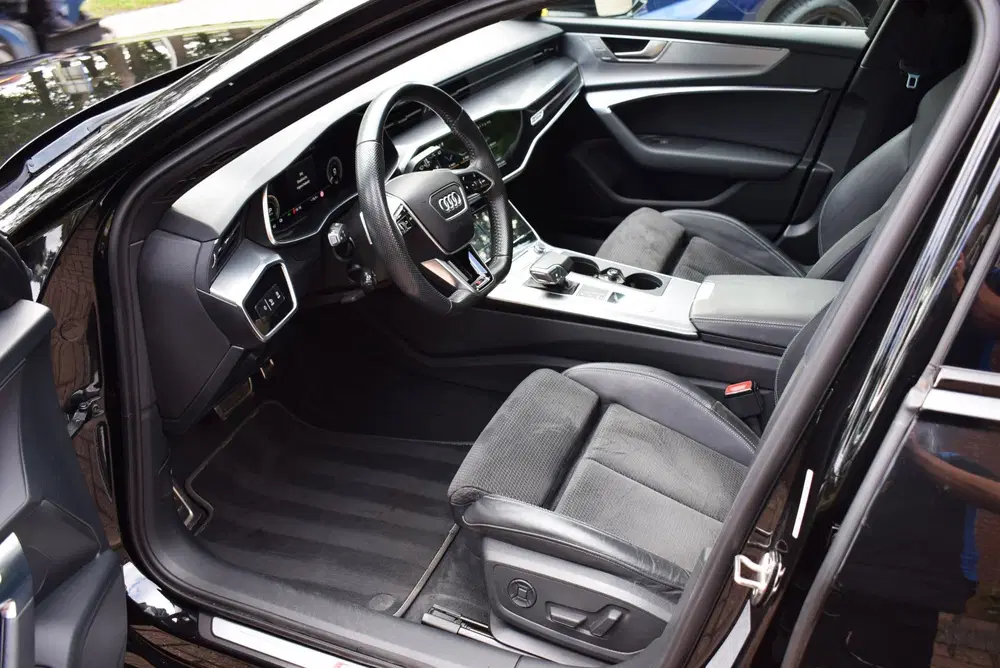 Audi A6 TFSI e quattro Competition S-LINE uit 2020, foto 12