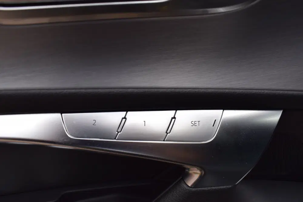 Audi A6 TFSI e quattro Competition S-LINE uit 2020, foto 14