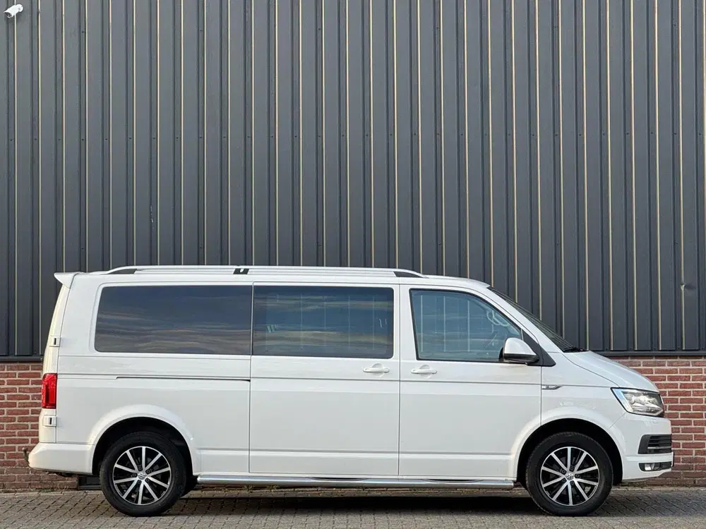 Volkswagen Transporter 2.0 TDI 150pk Highline Dubbele Cabine uit 2019, foto 2