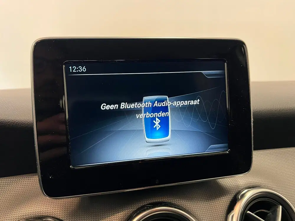 Mercedes-Benz GLA 180 Urban uit 2019, foto 15