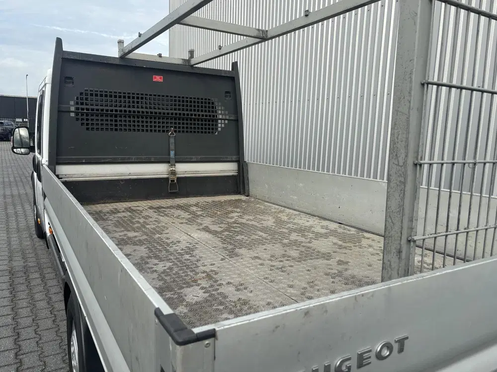 Peugeot Boxer 2.2 BlueHDi L4*LAADBAK*LUCHTVERING*HAAK*A uit 2022, foto 10