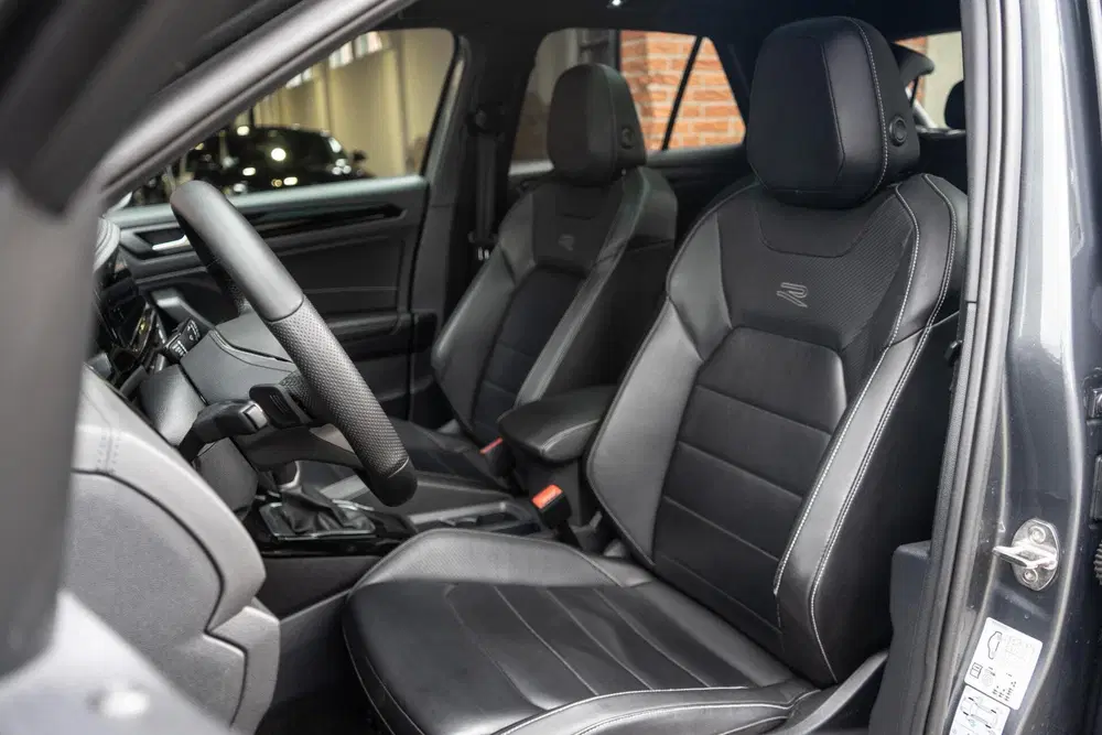 Volkswagen T-Roc 1.5 TSI R-Line Pano uit 2022, foto 10