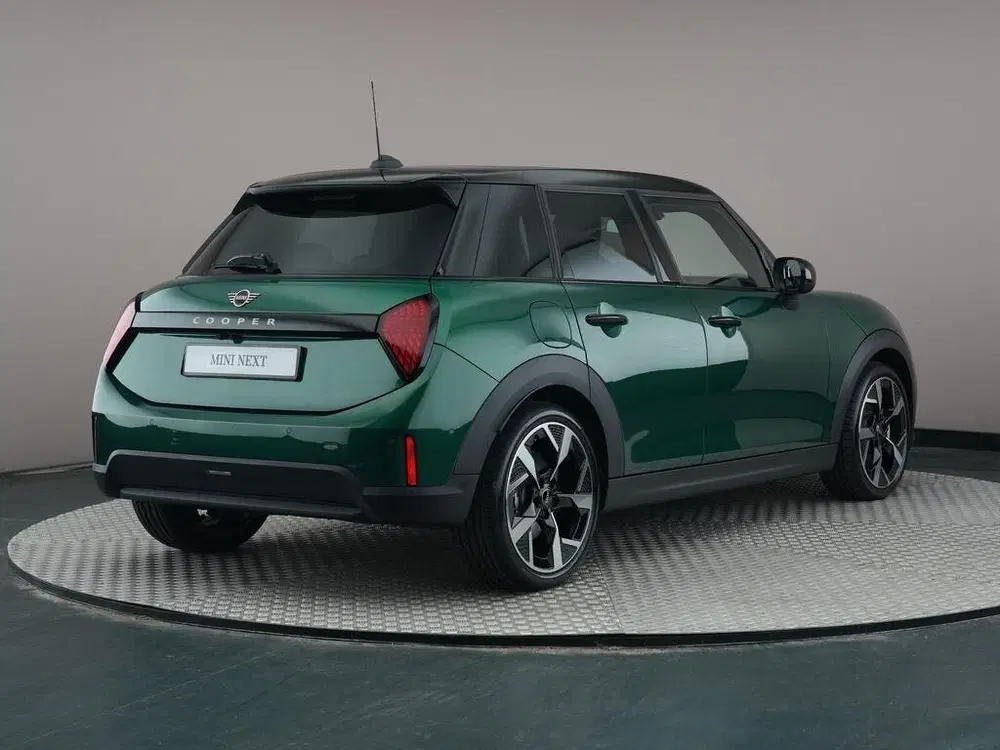Mini Hatchback Cooper C Automaat uit 2026, foto 11