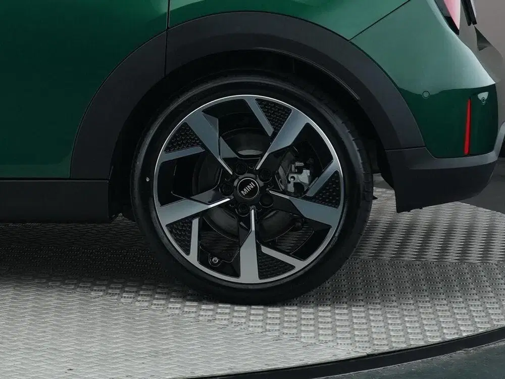 Mini Hatchback Cooper C Automaat uit 2026, foto 4