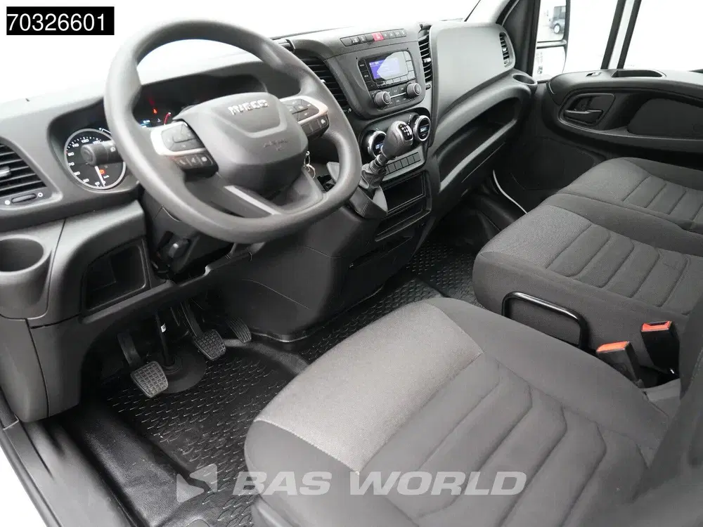 Iveco Daily 3.0L Laadklep Dubbellucht Bakwagen 160PK M uit 2024, foto 3