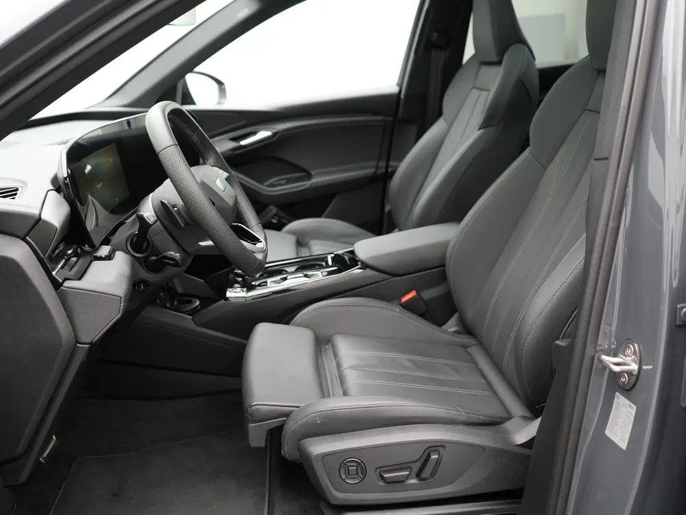 Audi Q6 e-tron S edition 83 kWh 252 PK uit 2025, foto 12
