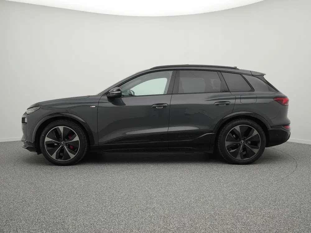 Audi Q6 e-tron S edition 83 kWh 252 PK uit 2025, foto 15