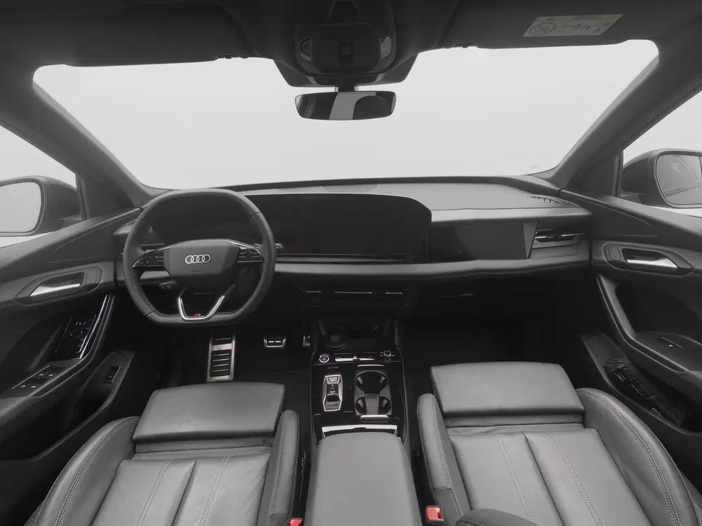 Audi Q6 e-tron S edition 83 kWh 252 PK uit 2025, foto 3