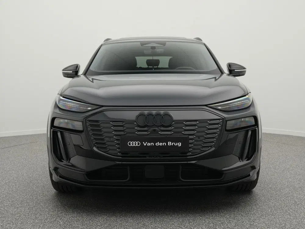Audi Q6 e-tron S edition 83 kWh 252 PK uit 2025, foto 5