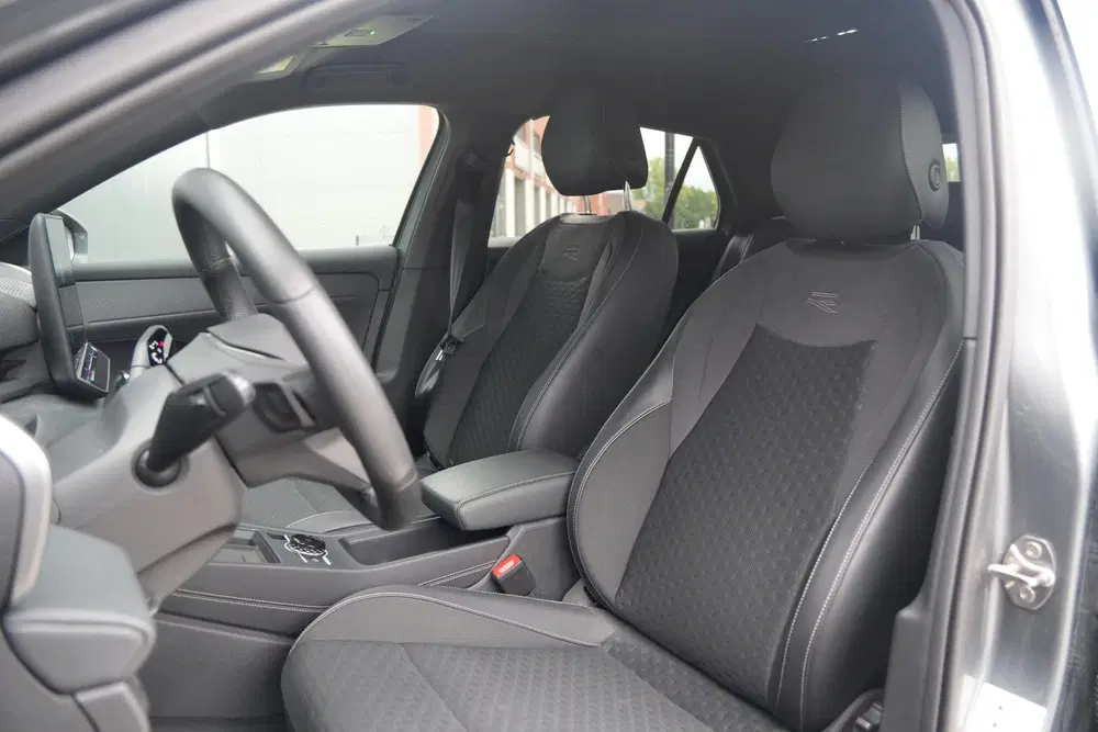 Volkswagen T-Roc 1.5 TSI R-Line Edition 150pk uit 2026, foto 10
