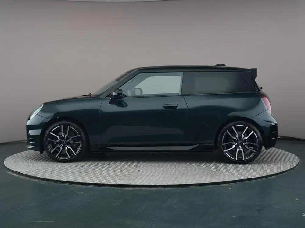 Mini Hatchback Cooper SE uit 2026, foto 13
