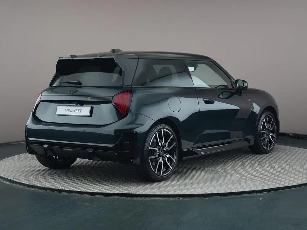 Mini Hatchback Cooper SE uit 2026, foto 14