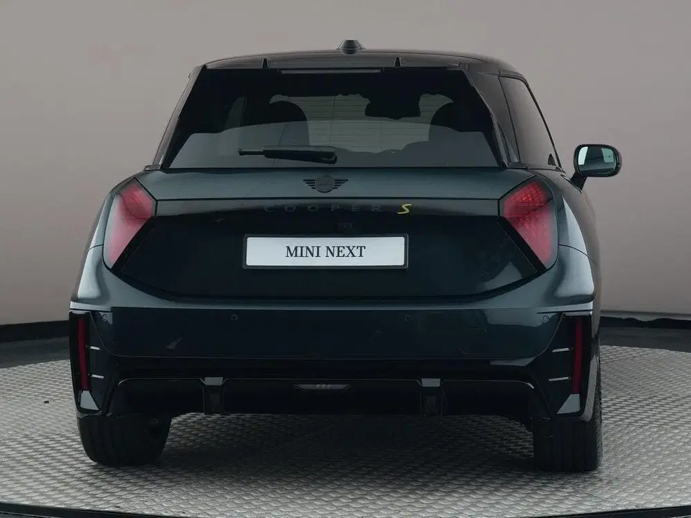 Mini Hatchback Cooper SE uit 2026, foto 6
