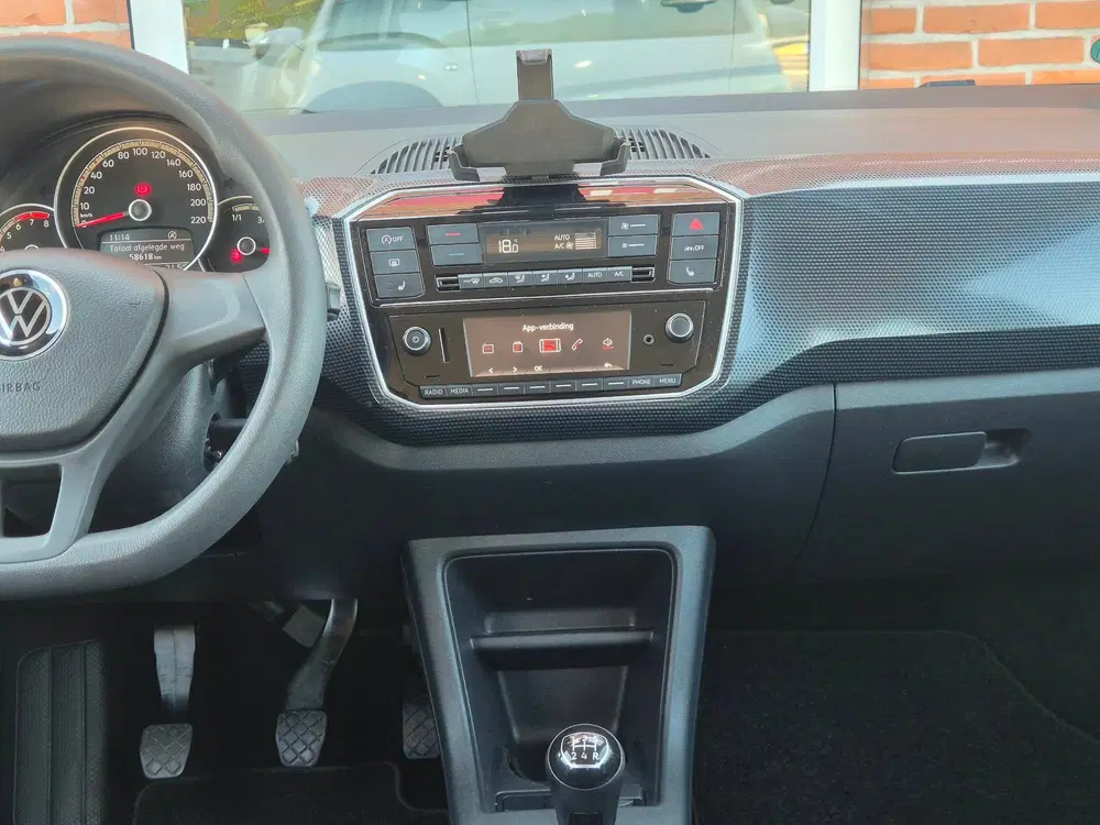 Volkswagen up! 1.0 65PK 5drs clima uit 2020, foto 13