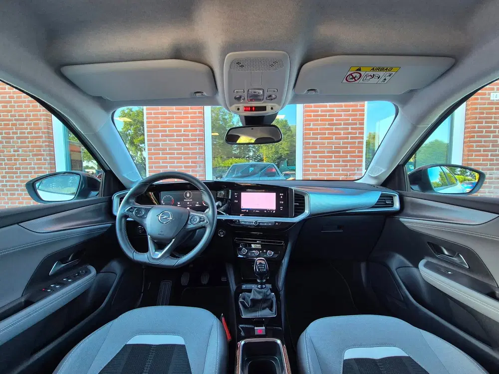 Opel Mokka 1.2 Level 3 101PK 5drs clima uit 2023, foto 2