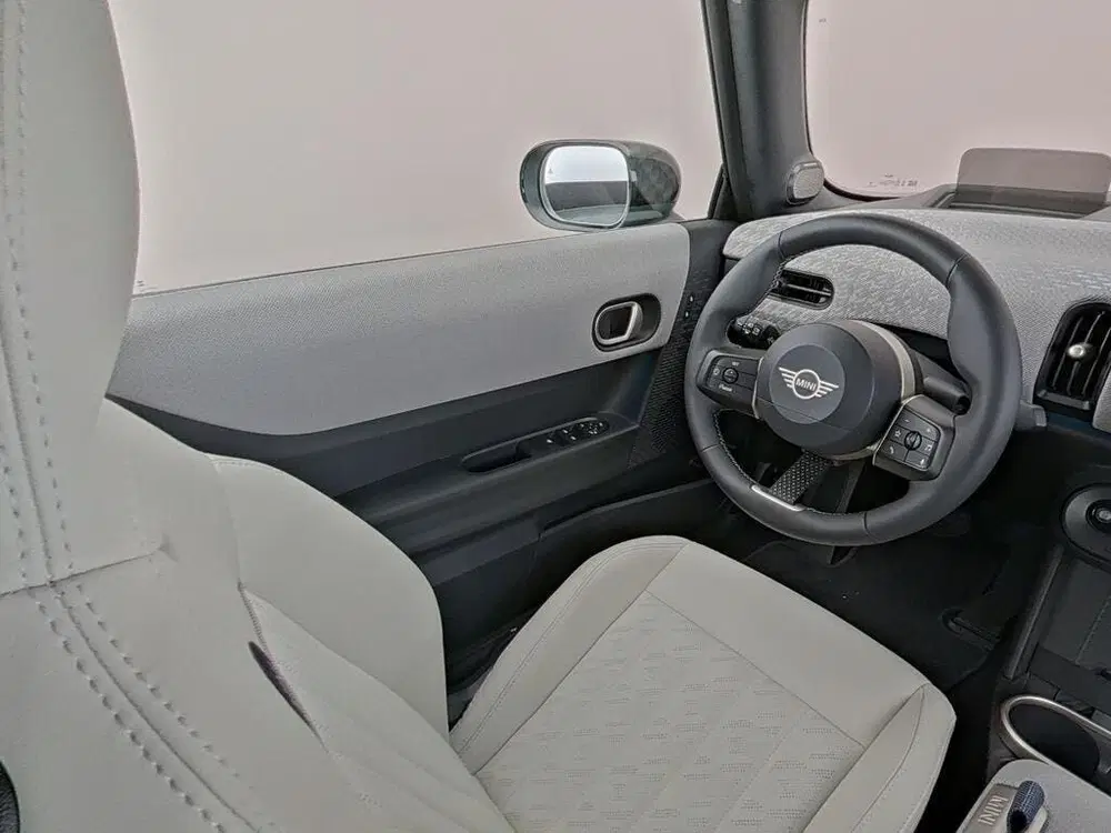 Mini Cabrio Cooper C Automaat uit 2026, foto 3