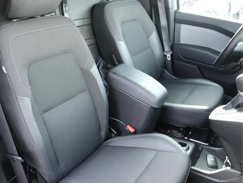 Renault Kangoo 1.5 Blue dCi 115 Luxe L1 AUTOMAAT uit 2024, foto 6