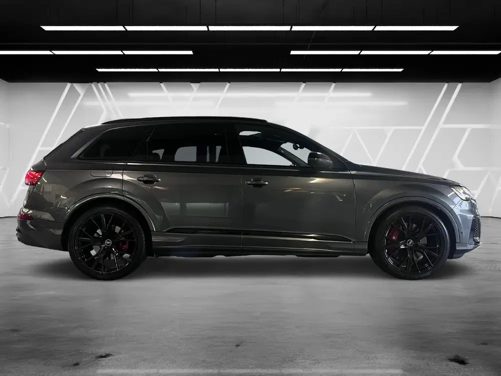 Audi SQ7 4.0 TFSI SQ7 Quattro 7p Luchtvering uit 2021, foto 6
