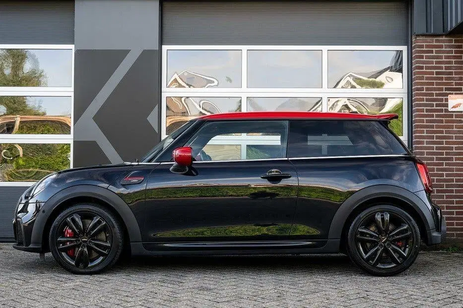 Mini John Cooper Works uit 2023, foto 5