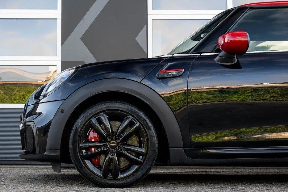 Mini John Cooper Works uit 2023, foto 6