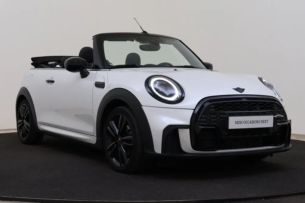 Mini Cabrio Cooper JCW Automaat uit 2023, foto 13