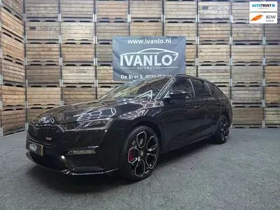 Skoda Octavia 1.4 TSI iV PHEV RS + HuD Pano Camera uit 2023